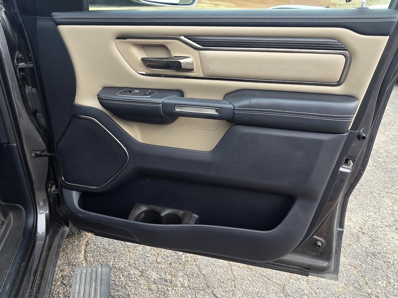 RAM 1500 Limited 4x4 Crew Cab 5'7" Box 2020