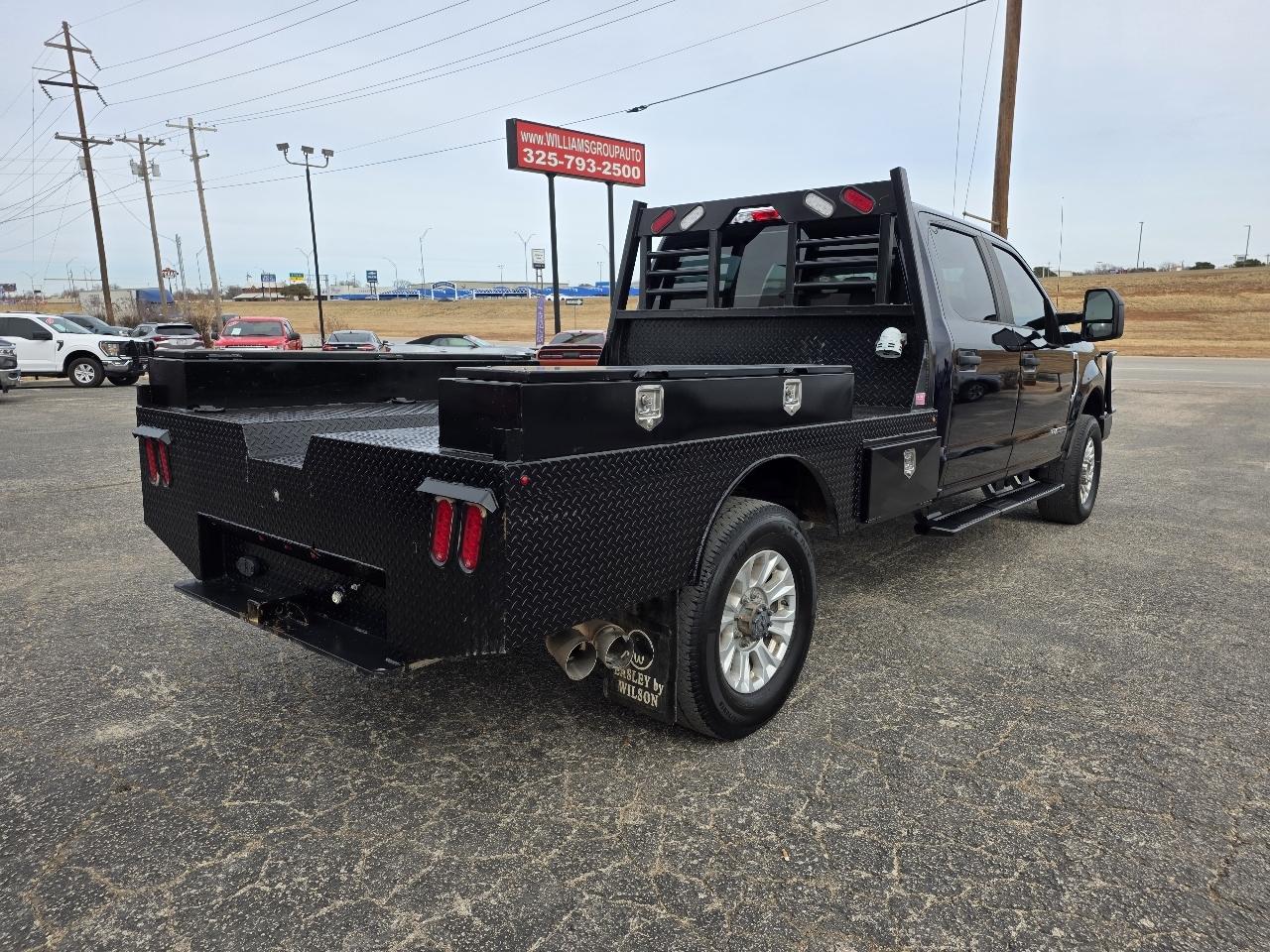 Ford Super Duty F-350 SRW XL 4WD Crew Cab 8' Box 2021