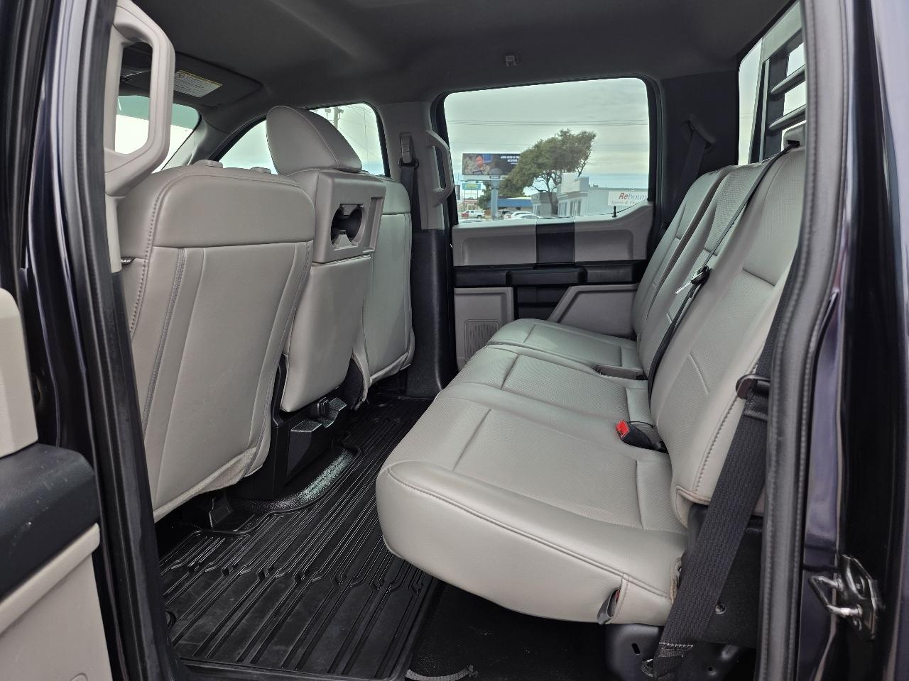 Ford Super Duty F-350 SRW XL 4WD Crew Cab 8' Box 2021