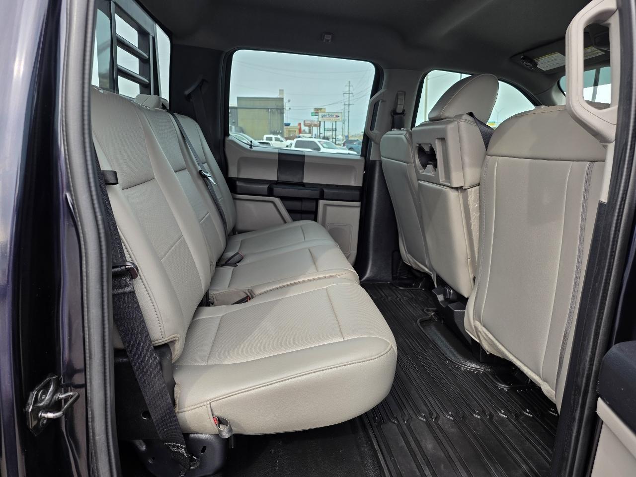 Ford Super Duty F-350 SRW XL 4WD Crew Cab 8' Box 2021