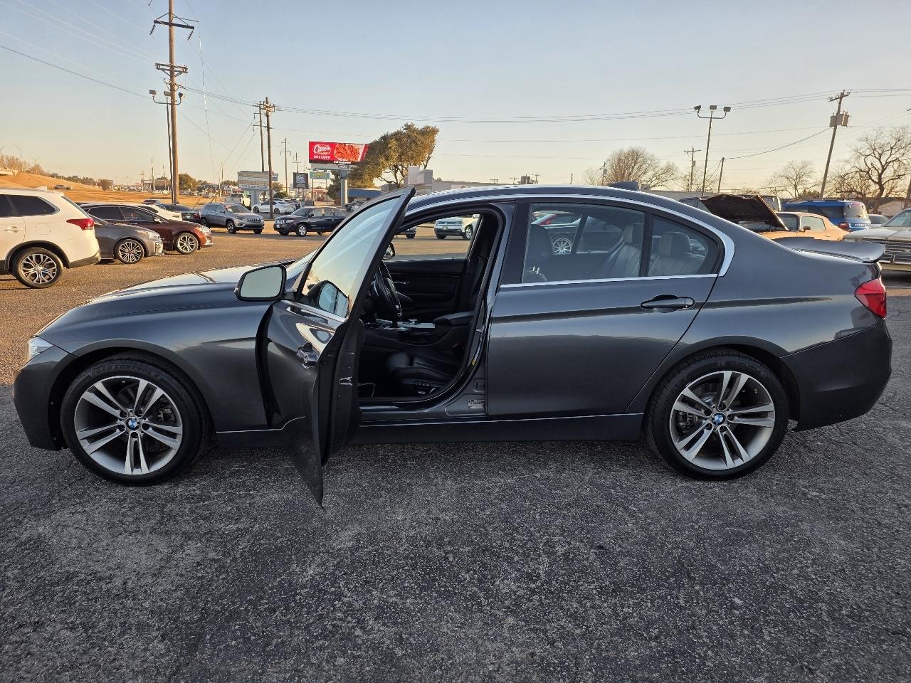 BMW 3 Series 330i xDrive Sedan South Africa 2018