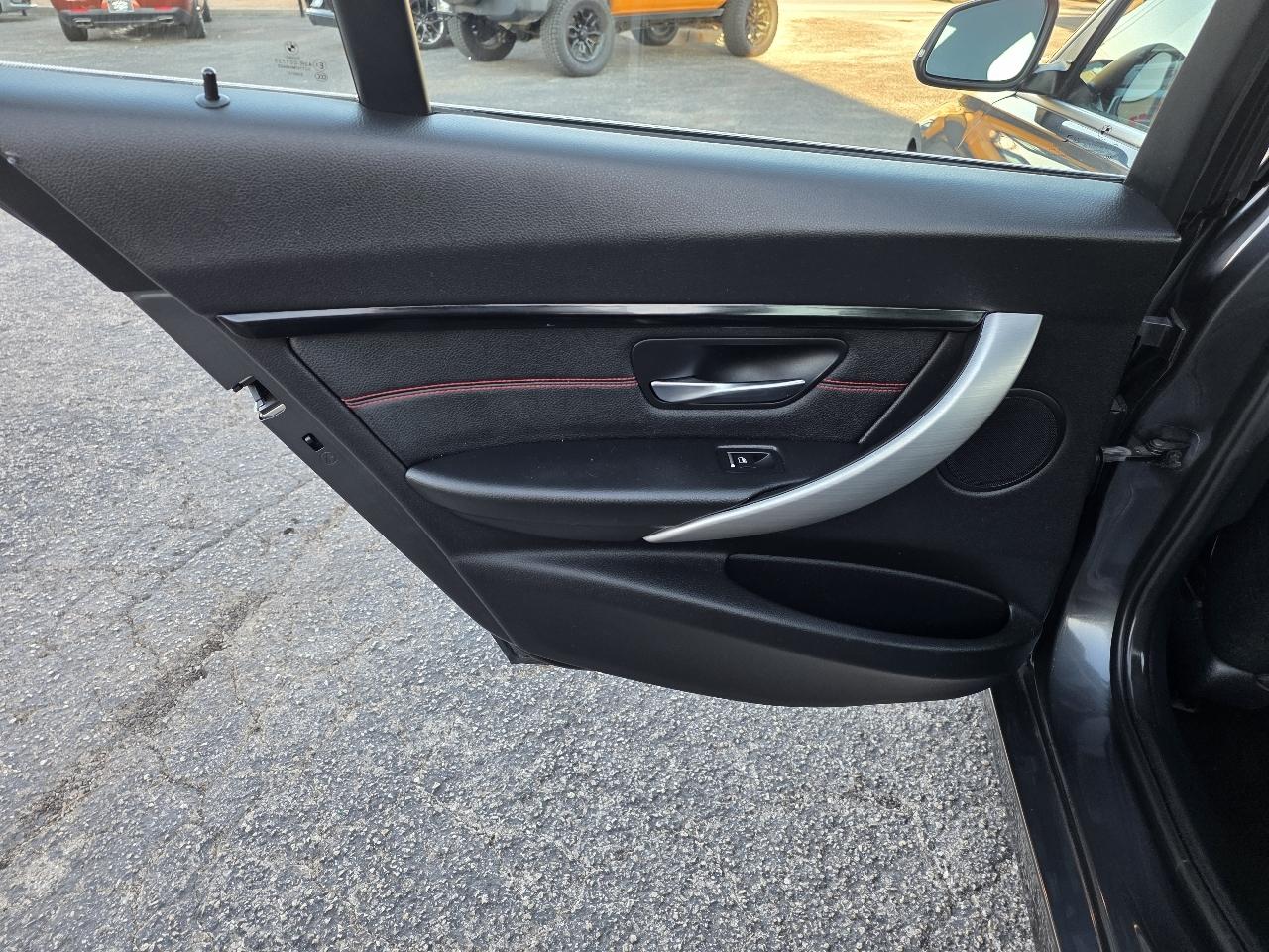 BMW 3 Series 330i xDrive Sedan South Africa 2018