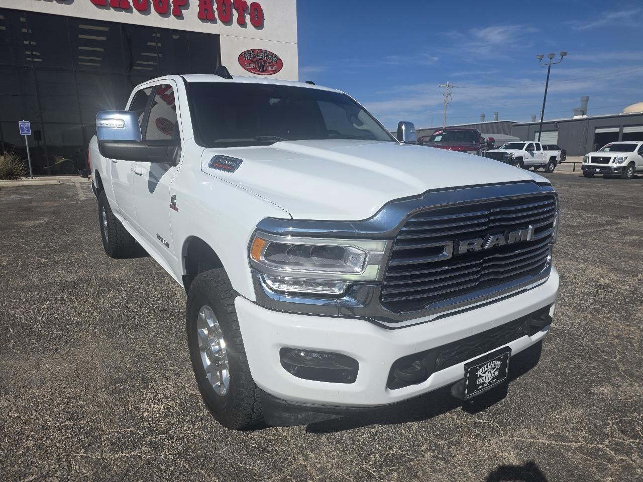 RAM 2500 Laramie 4x4 Crew Cab 6'4" Box 2024
