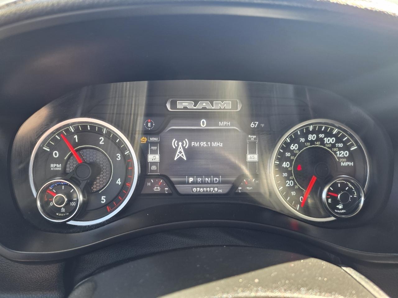 RAM 2500 Laramie 4x4 Crew Cab 6'4" Box 2024