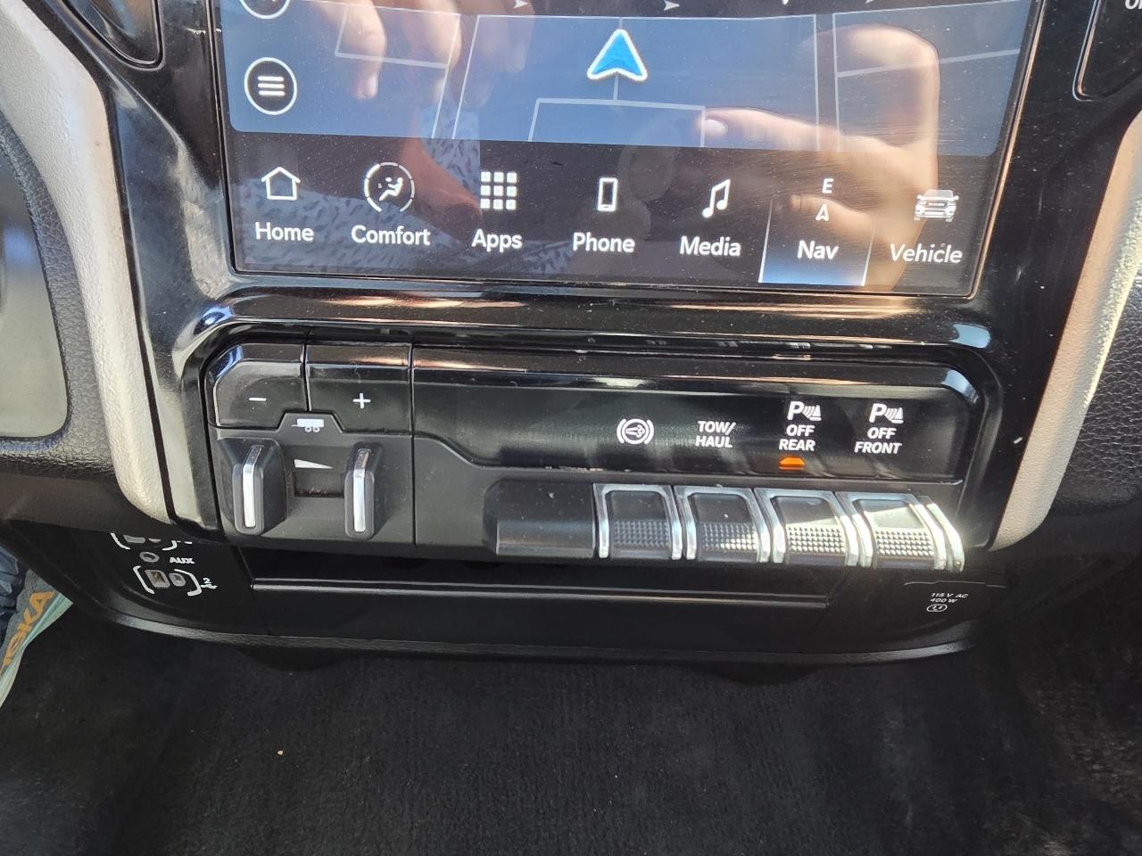 RAM 2500 Laramie 4x4 Crew Cab 6'4" Box 2024