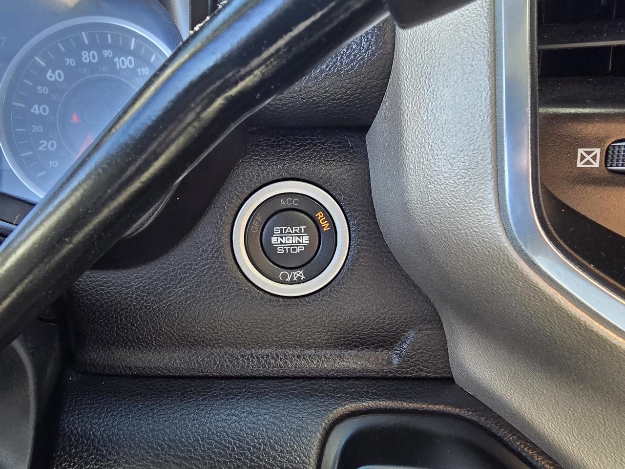 RAM 2500 Laramie 4x4 Crew Cab 6'4" Box 2024