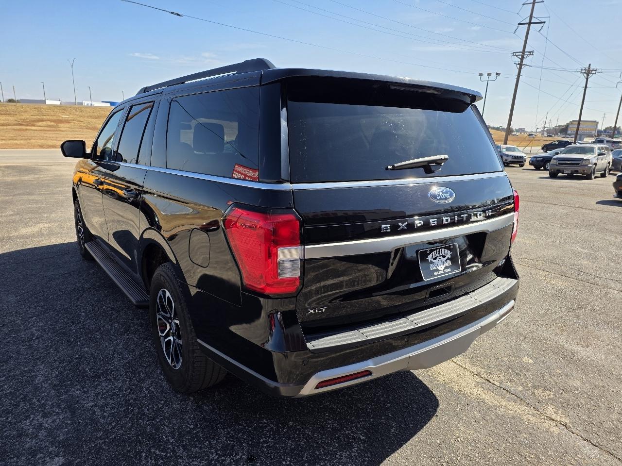 Ford Expedition Max XLT 4x2 2024