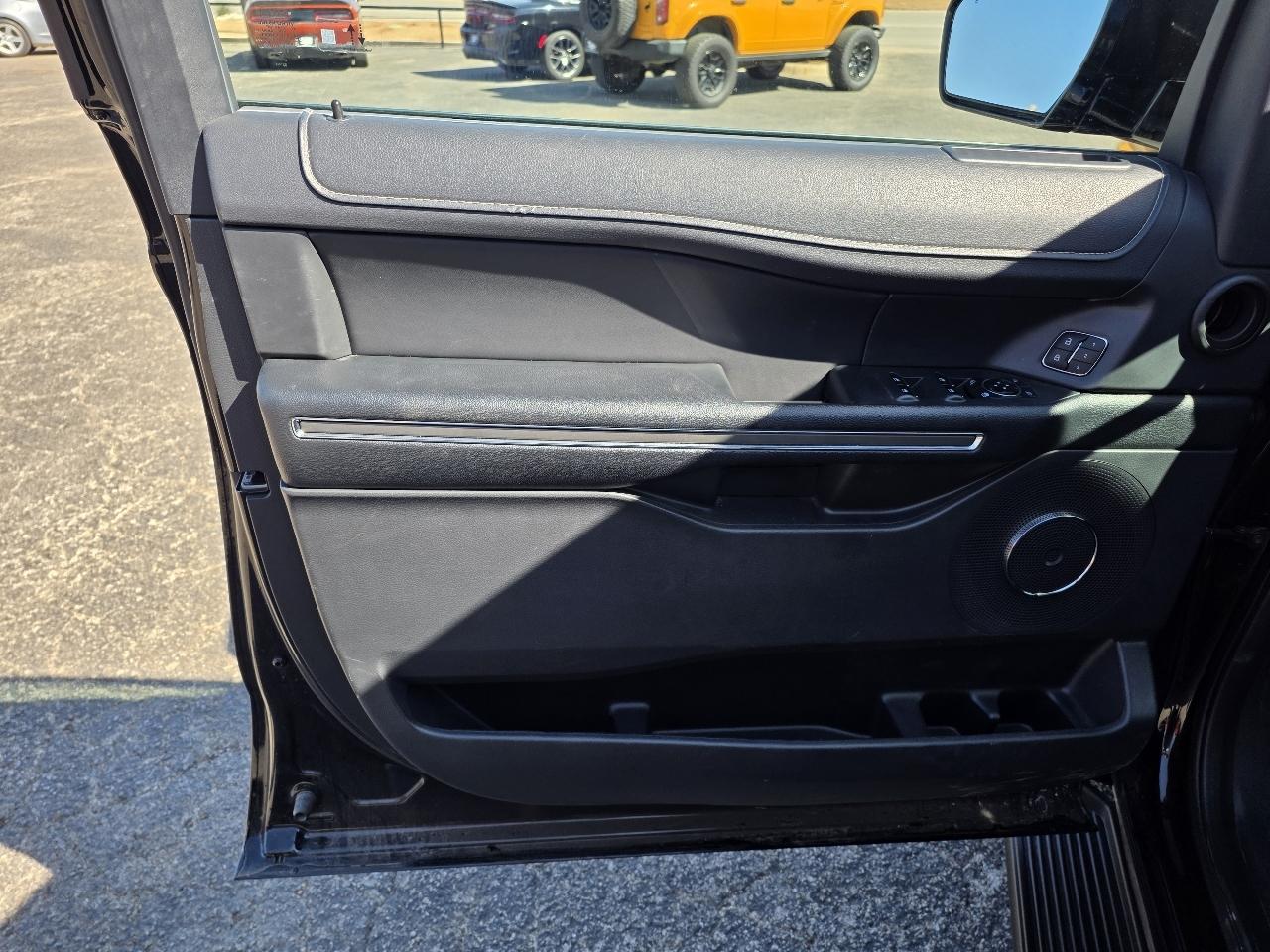 Ford Expedition Max XLT 4x2 2024