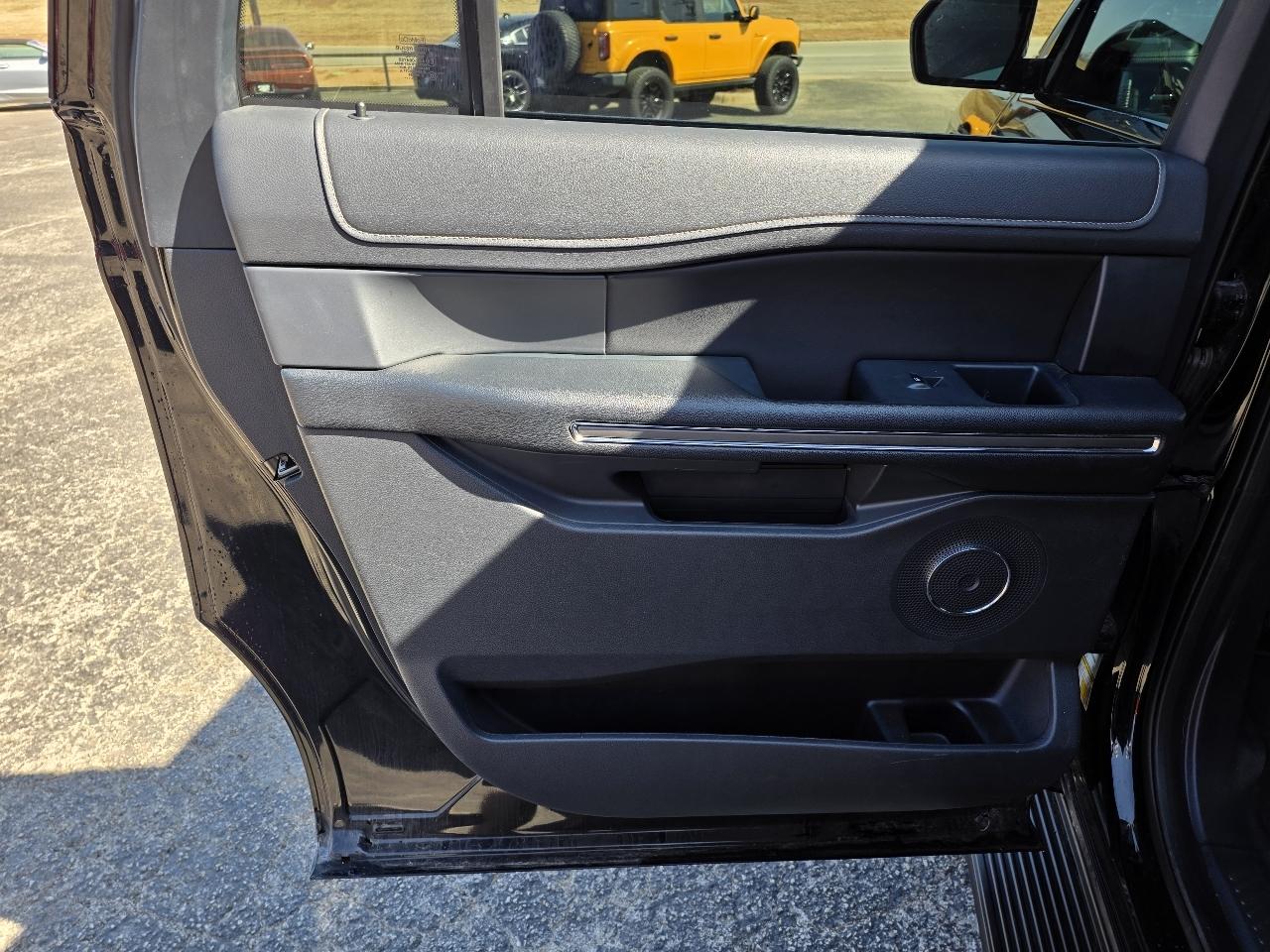 Ford Expedition Max XLT 4x2 2024