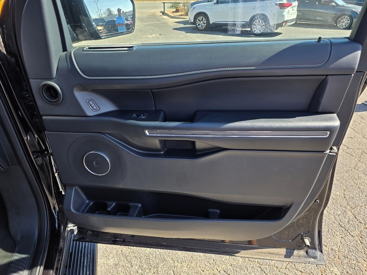 Ford Expedition Max XLT 4x2 2024