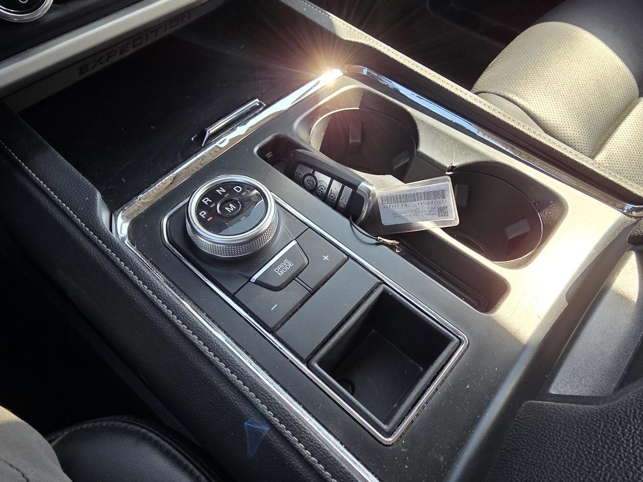 Ford Expedition Max XLT 4x2 2024