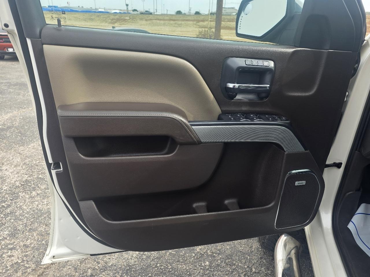 Chevrolet Silverado 1500 4WD Crew Cab 143.5" LTZ w/2LZ 2015