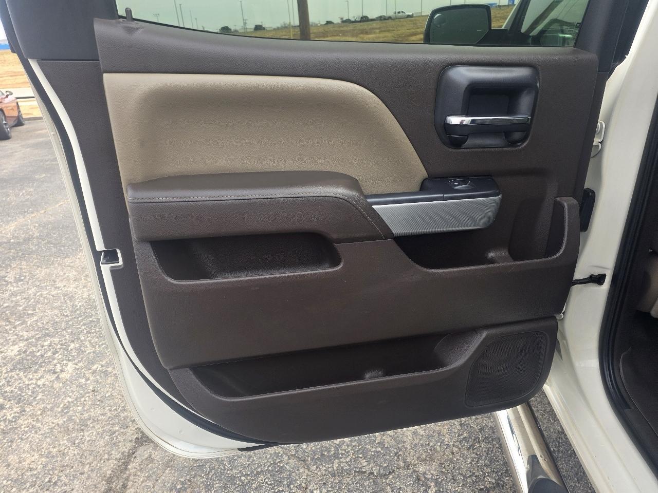 Chevrolet Silverado 1500 4WD Crew Cab 143.5" LTZ w/2LZ 2015