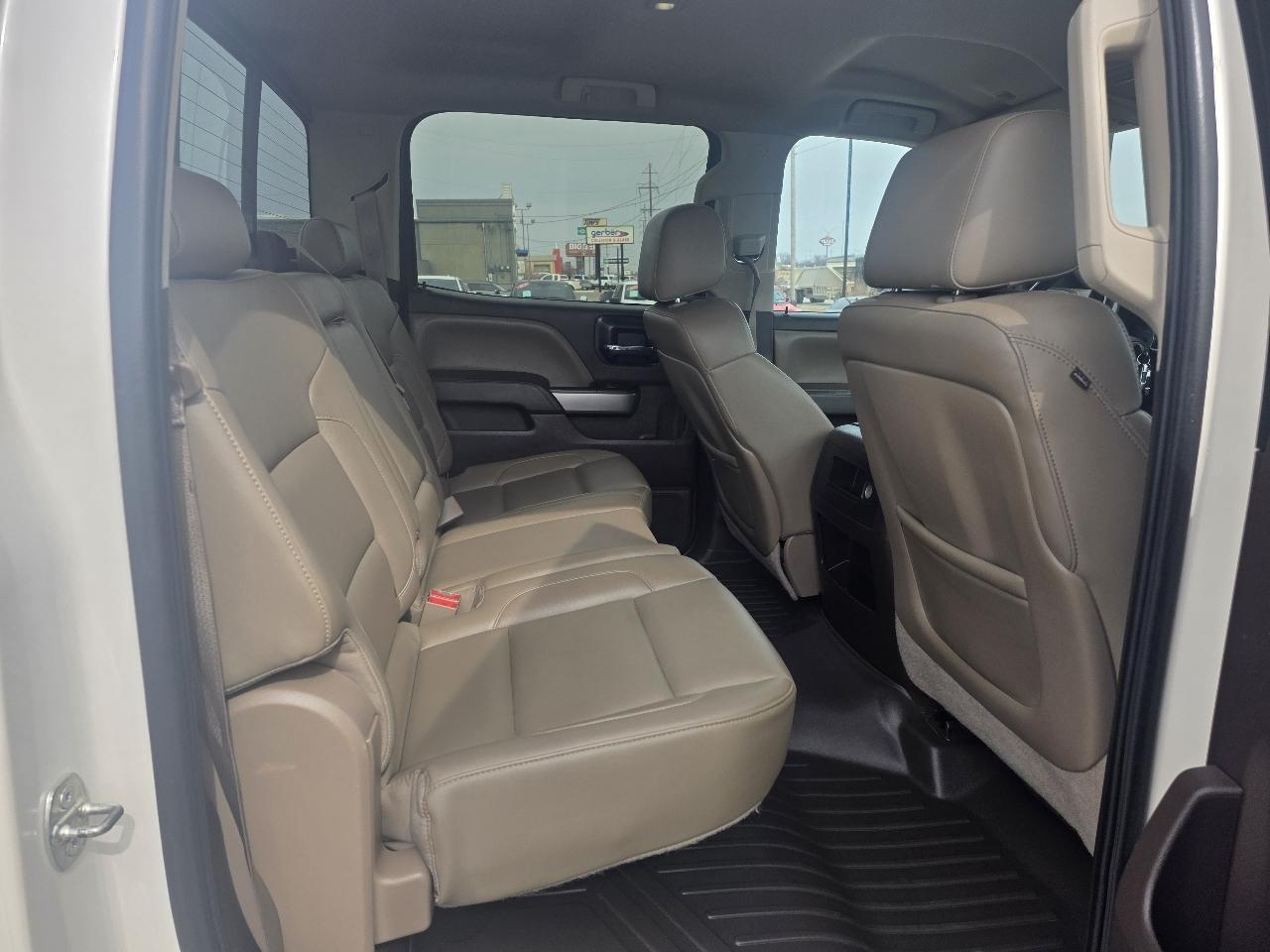 Chevrolet Silverado 1500 4WD Crew Cab 143.5" LTZ w/2LZ 2015