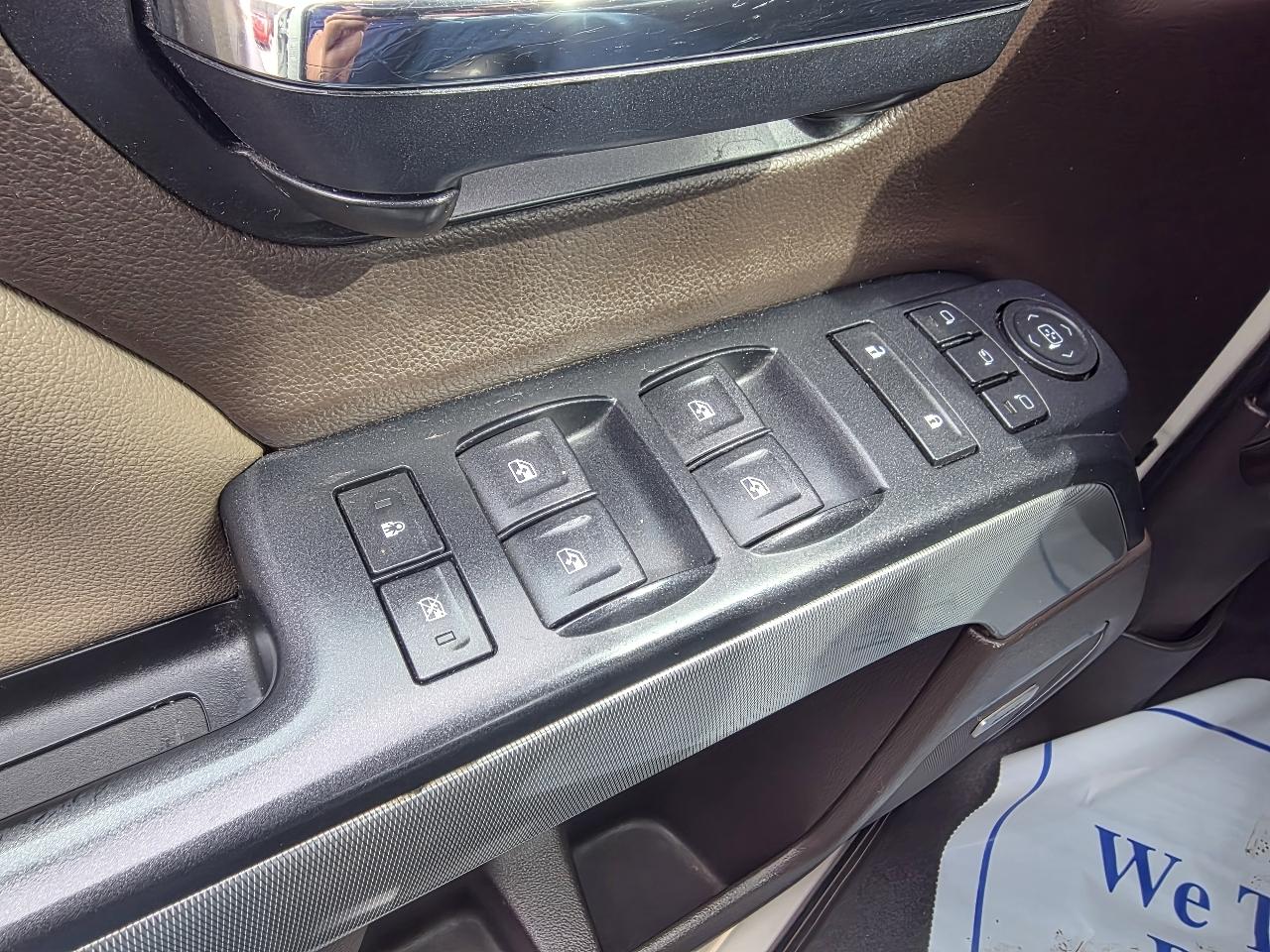 Chevrolet Silverado 1500 4WD Crew Cab 143.5" LTZ w/2LZ 2015