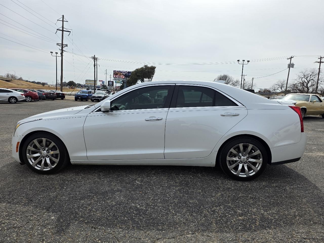 Cadillac ATS Sedan 4dr Sdn 2.0L Luxury RWD 2017