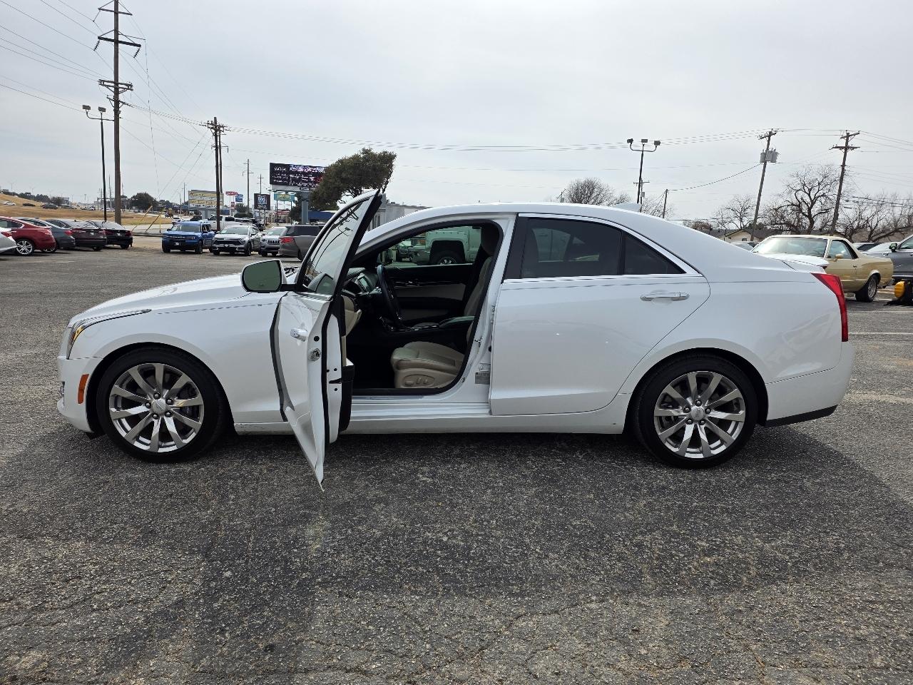 Cadillac ATS Sedan 4dr Sdn 2.0L Luxury RWD 2017