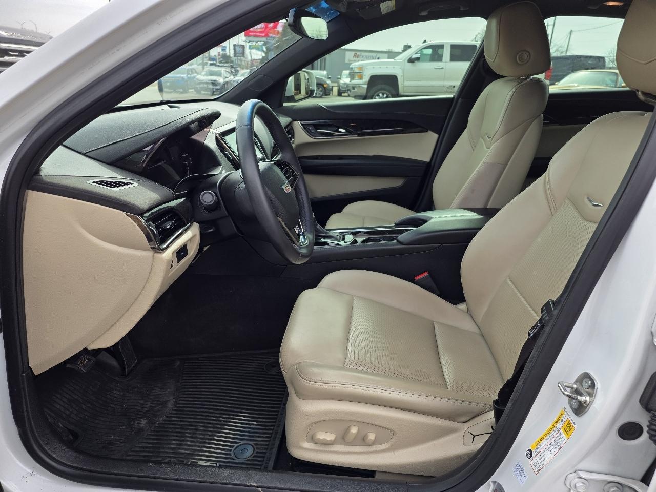 Cadillac ATS Sedan 4dr Sdn 2.0L Luxury RWD 2017