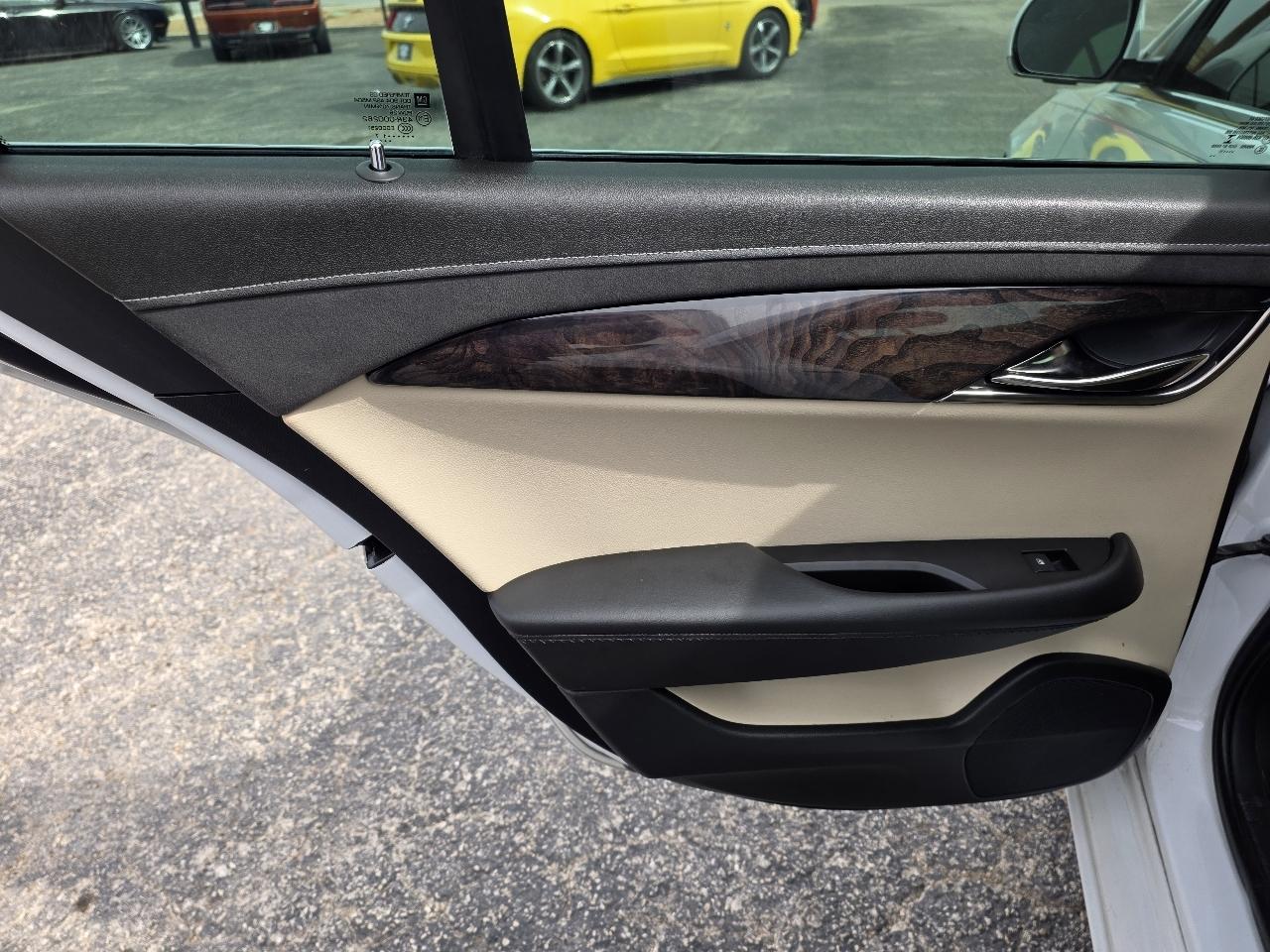 Cadillac ATS Sedan 4dr Sdn 2.0L Luxury RWD 2017