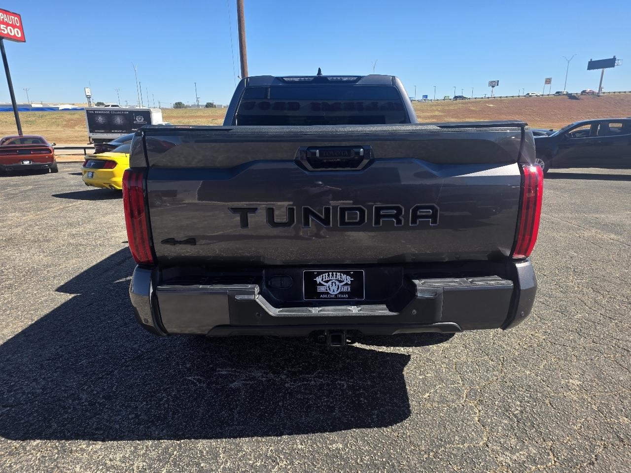 Toyota Tundra 4WD SR5 CrewMax 5.5' Bed (Natl) 2023
