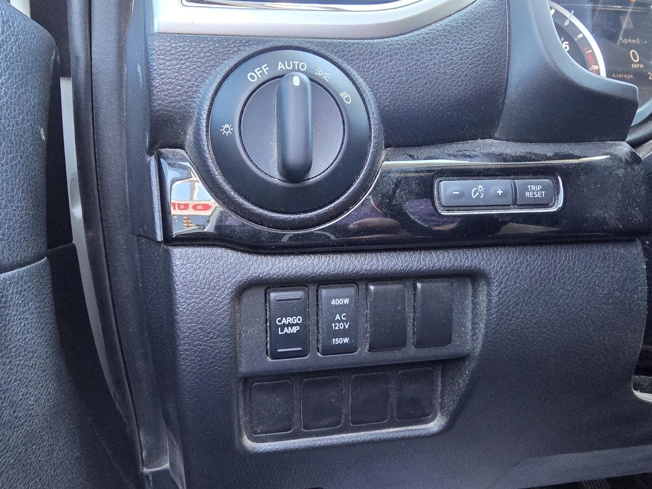 Nissan Titan 4x4 Crew Cab SV 2021