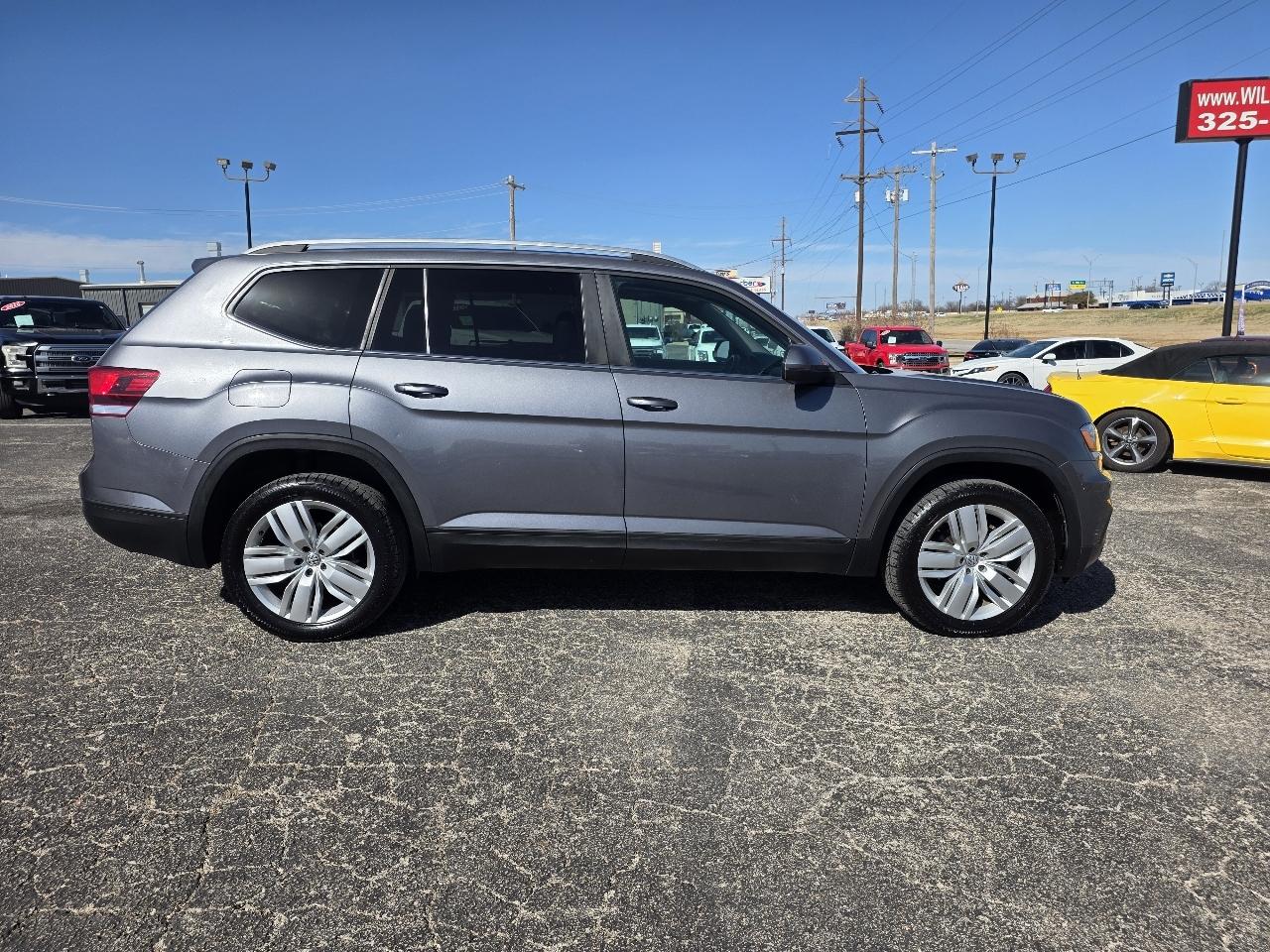 Volkswagen Atlas 3.6L V6 SE w/Technology FWD 2019
