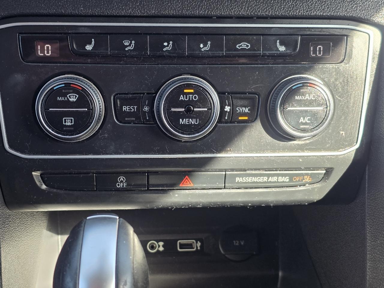 Volkswagen Atlas 3.6L V6 SE w/Technology FWD 2019