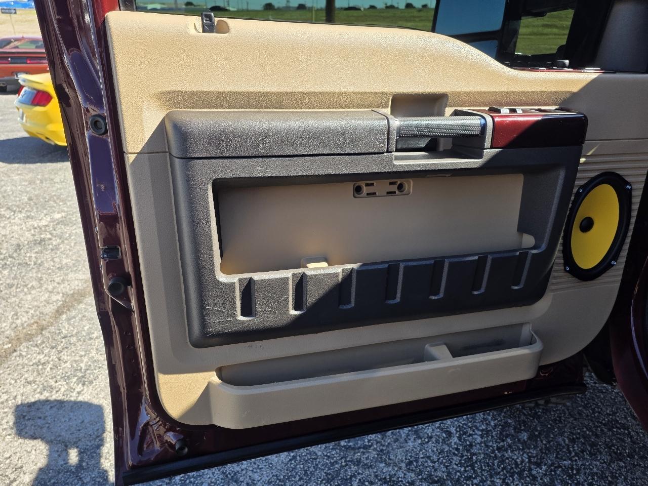 Ford Super Duty F-250 SRW 4WD Crew Cab 156" Lariat 2011