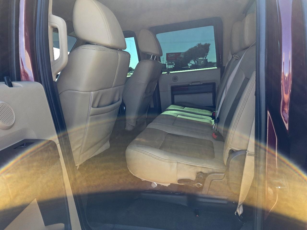 Ford Super Duty F-250 SRW 4WD Crew Cab 156" Lariat 2011