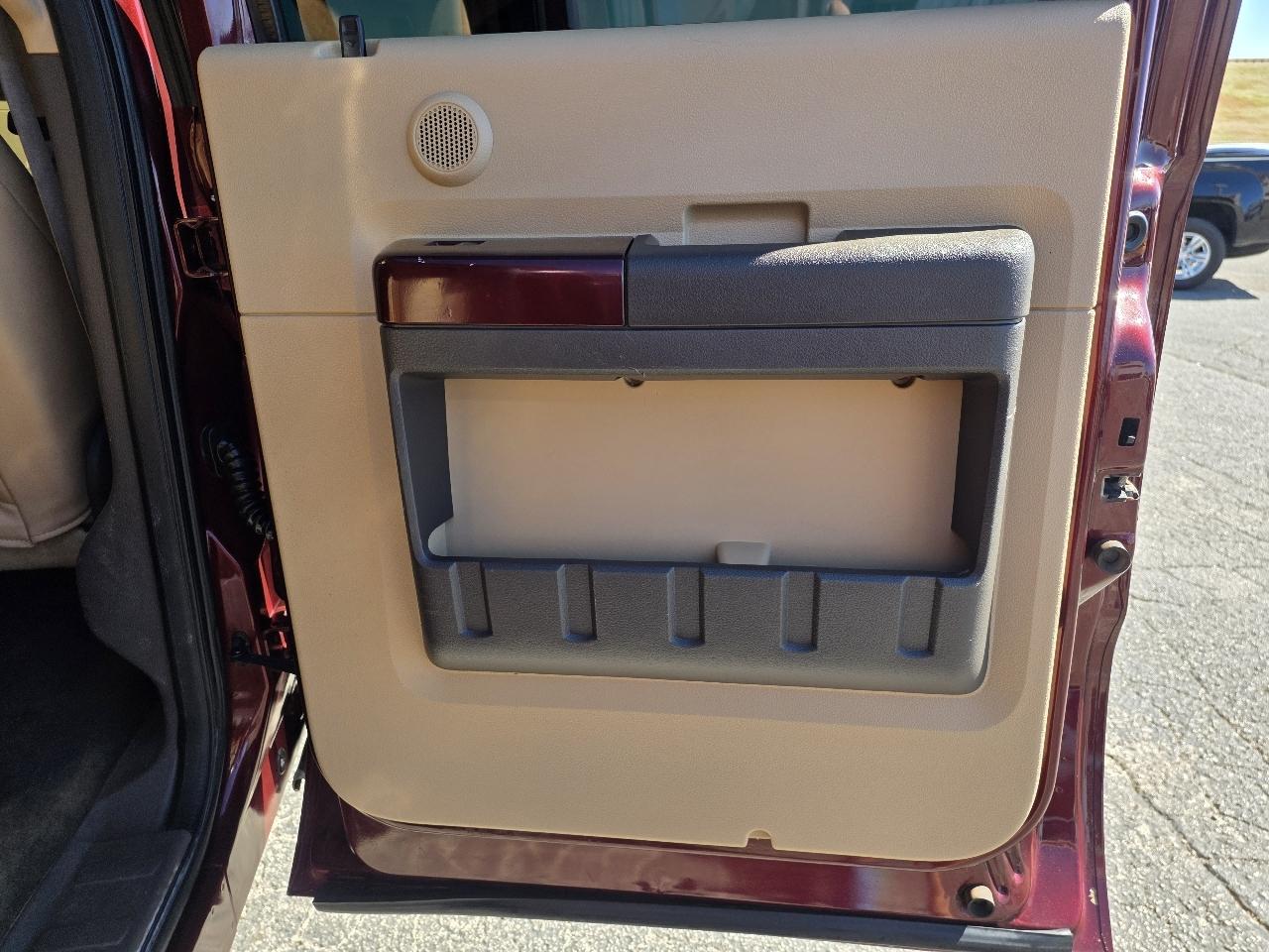 Ford Super Duty F-250 SRW 4WD Crew Cab 156" Lariat 2011