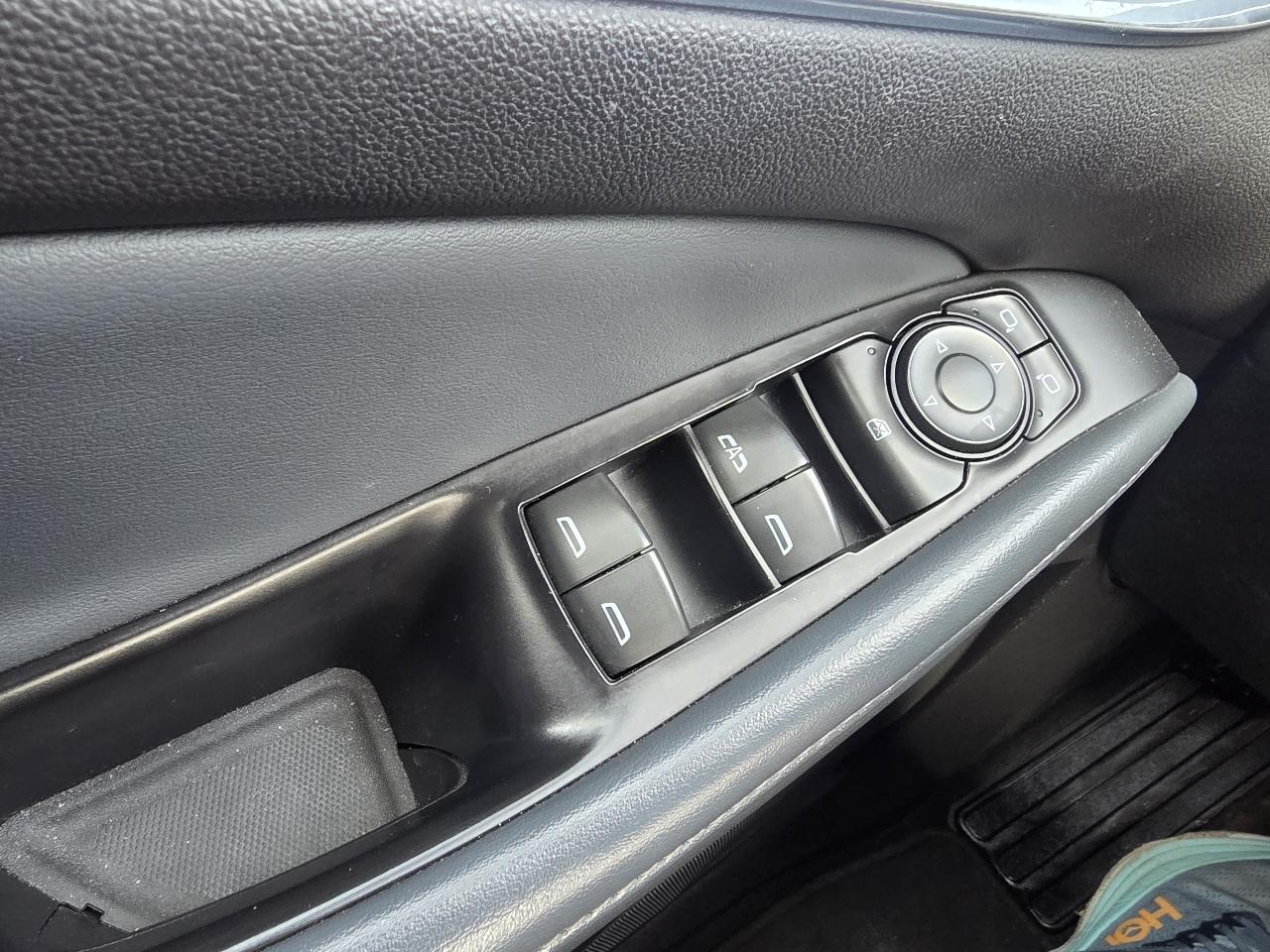 Buick Enclave FWD 4dr Essence 2022