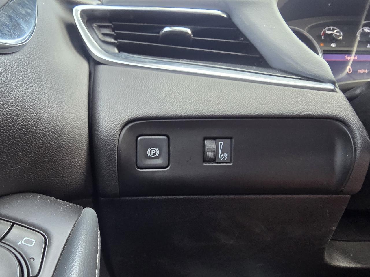 Buick Enclave FWD 4dr Essence 2022