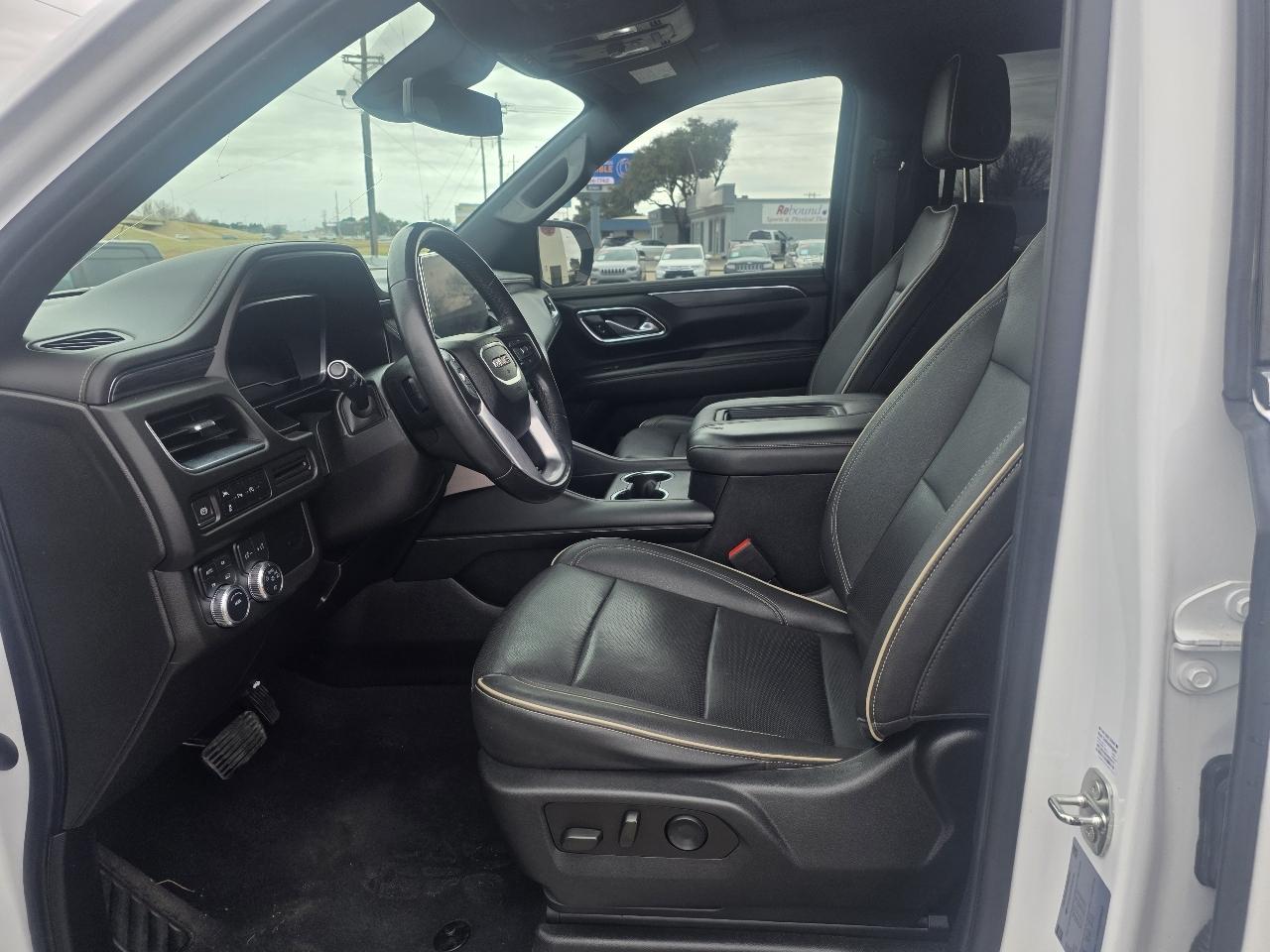 GMC Yukon XL 4WD 4dr SLT 2023