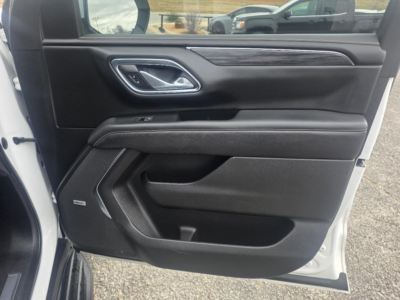 GMC Yukon XL 4WD 4dr SLT 2023