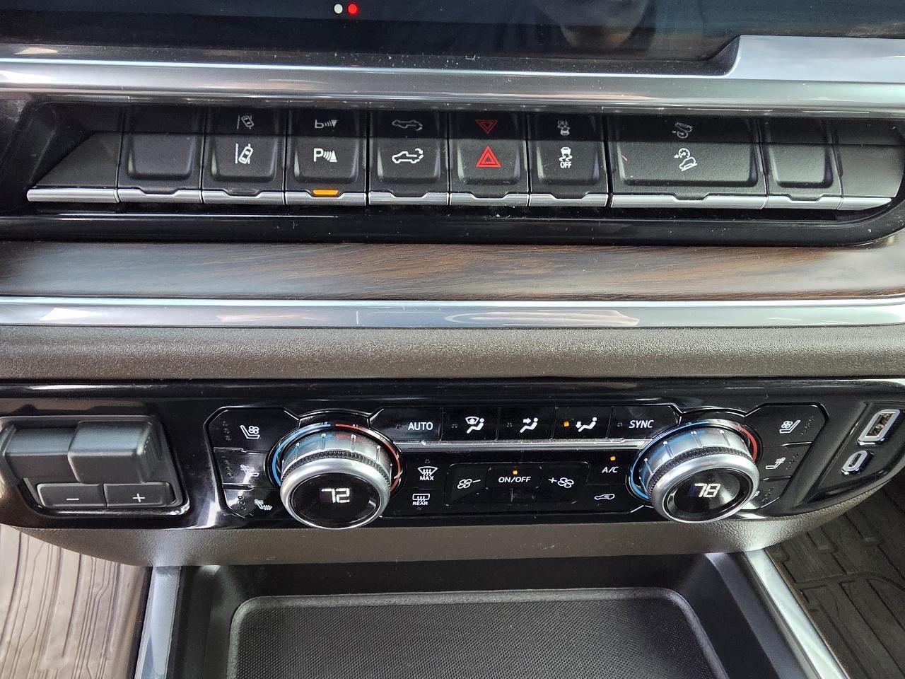 GMC Sierra 2500HD 4WD Crew Cab 159" SLT 2024