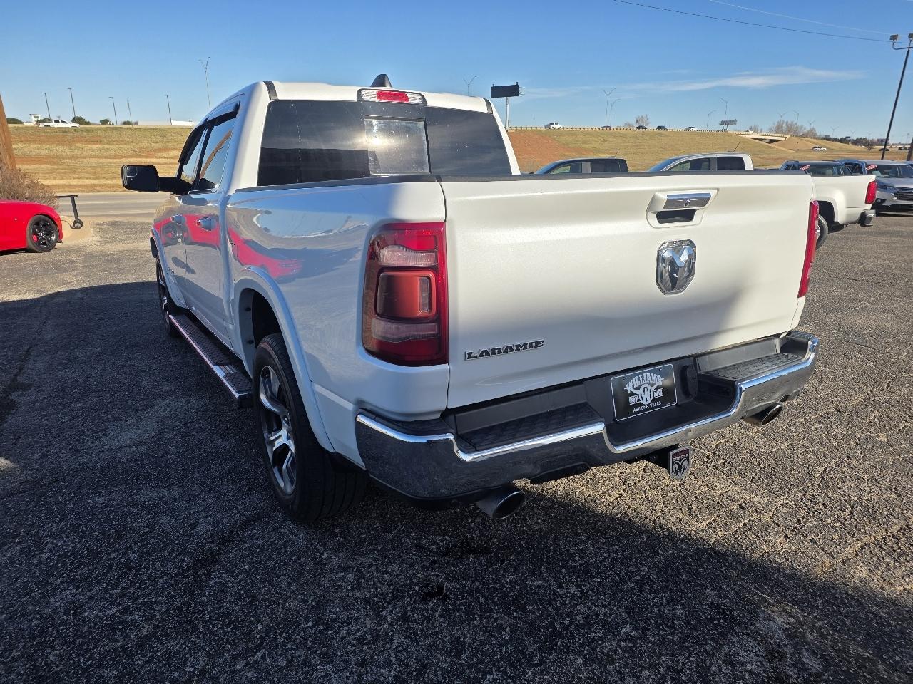 RAM 1500 Laramie 4x2 Crew Cab 5'7" Box 2019