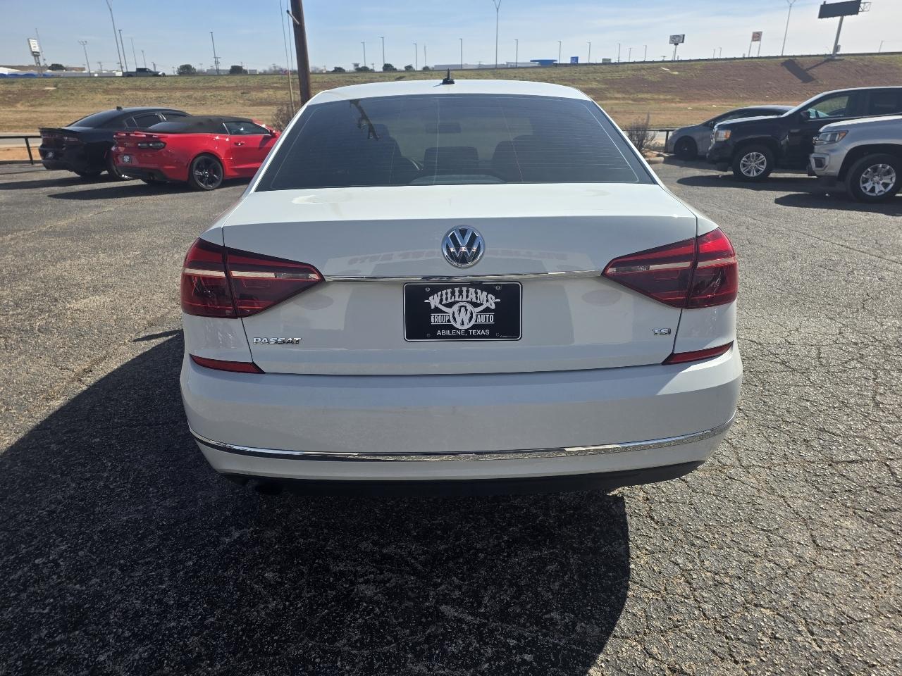 Volkswagen Passat 1.8T S Auto 2017