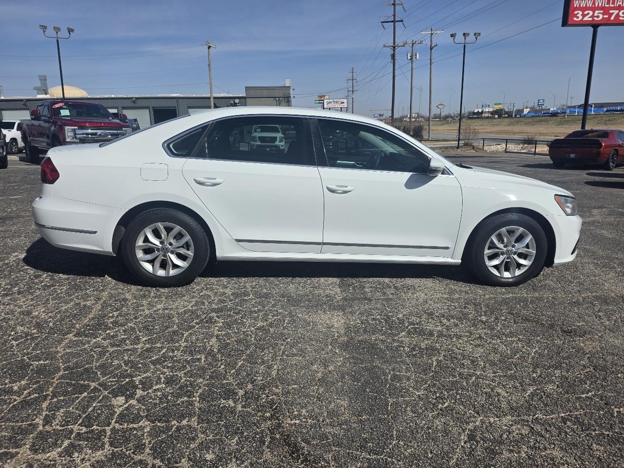 Volkswagen Passat 1.8T S Auto 2017