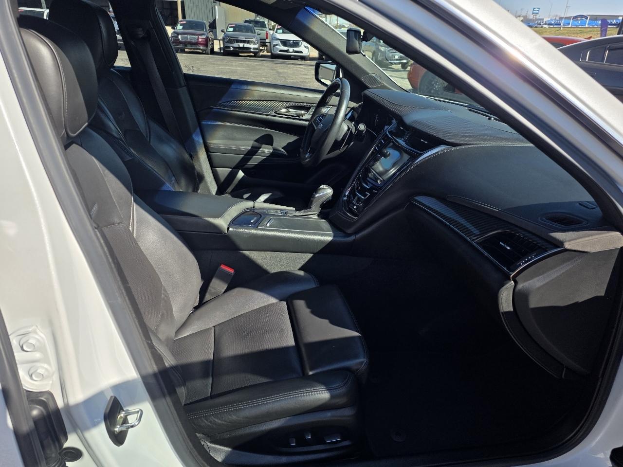 Cadillac CTS Sedan 4dr Sdn 3.6L Premium Luxury RWD 2018