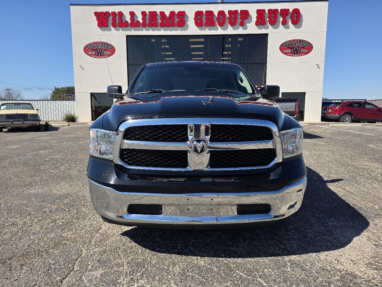 RAM 1500 Classic SLT 4x2 Crew Cab 5'7" Box 2021
