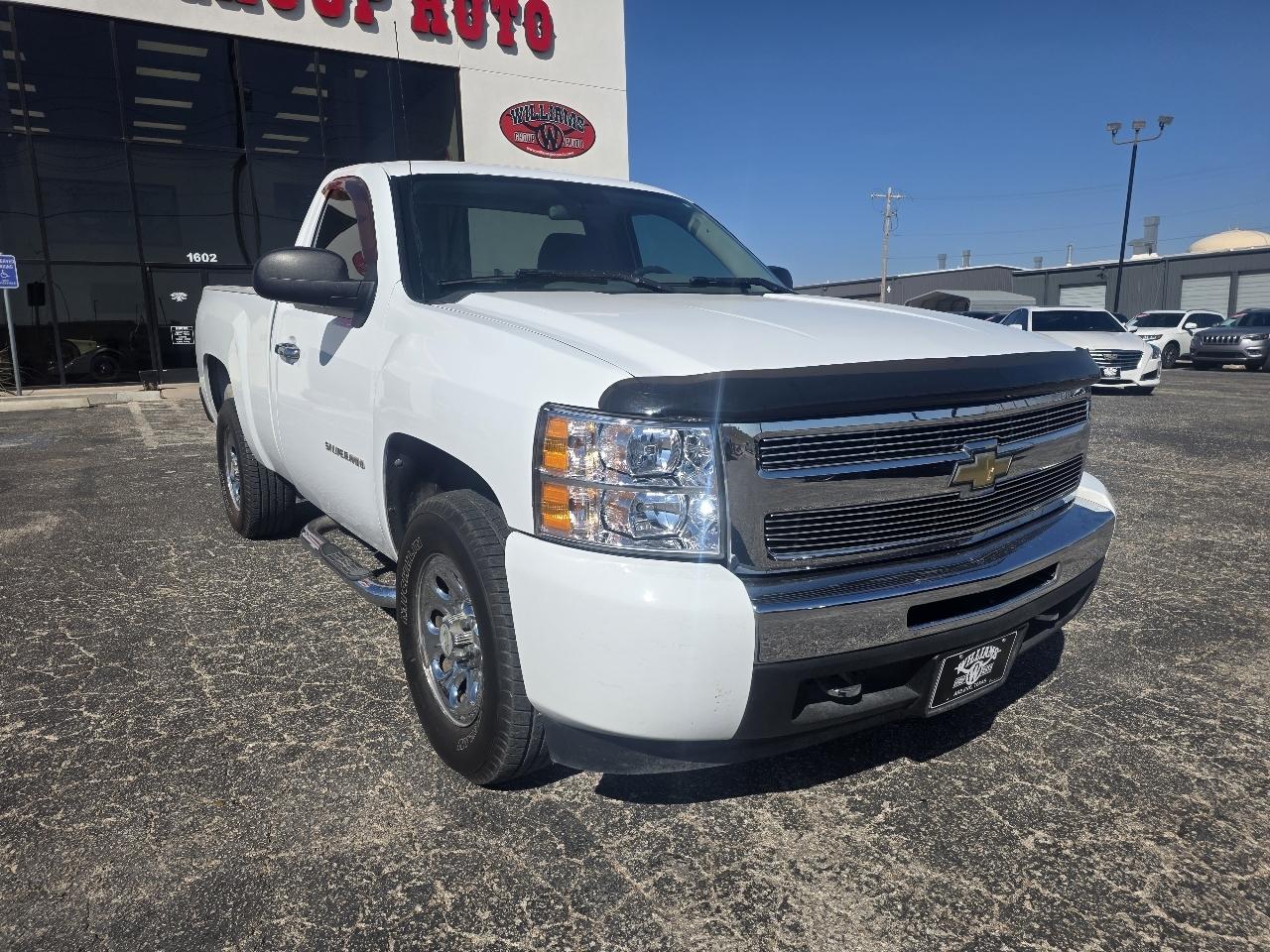 2011 Chevrolet Silverado 1500 2WD Reg Cab 119.0" Work Truck