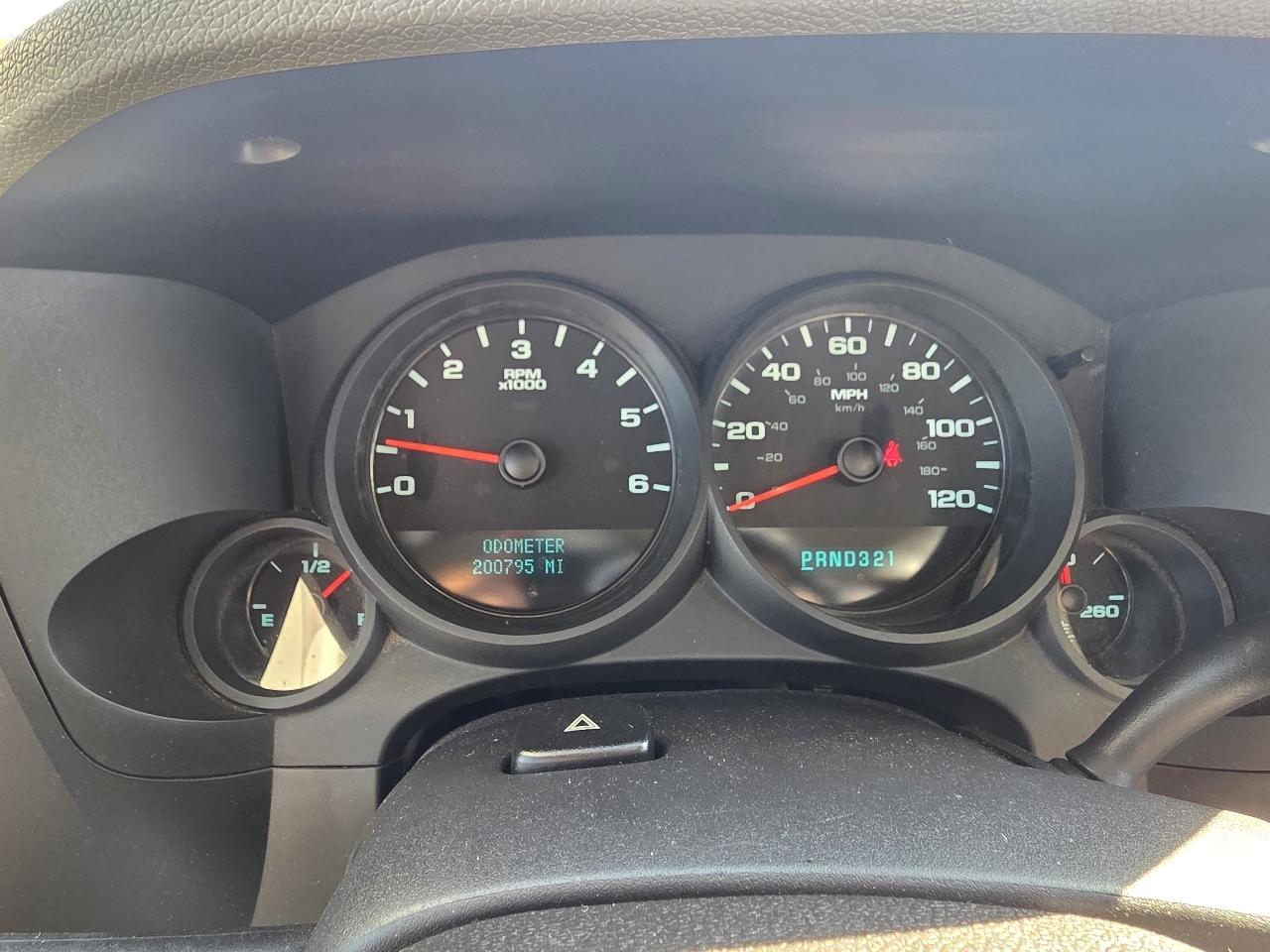 Chevrolet Silverado 1500 2WD Reg Cab 119.0" Work Truck 2011