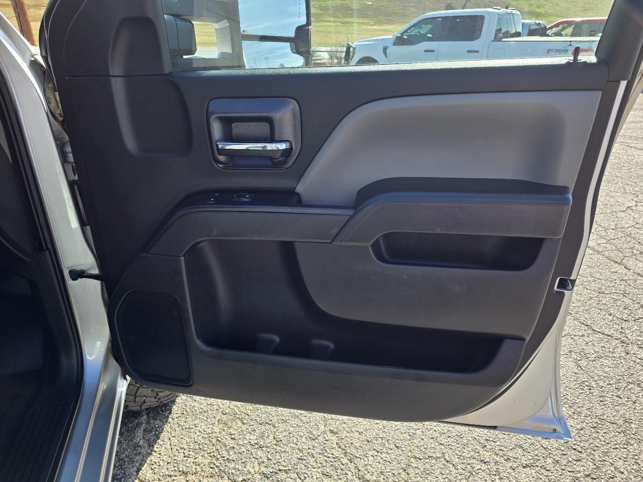 Chevrolet Silverado 2500HD 4WD Double Cab 144.2" Work Truck 2019