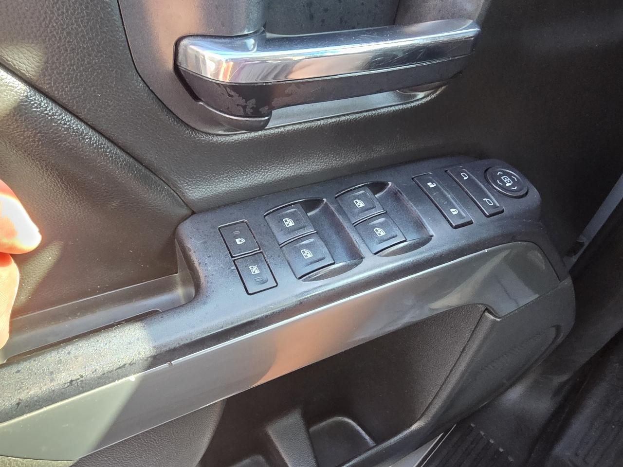 Chevrolet Silverado 2500HD 4WD Double Cab 144.2" Work Truck 2019