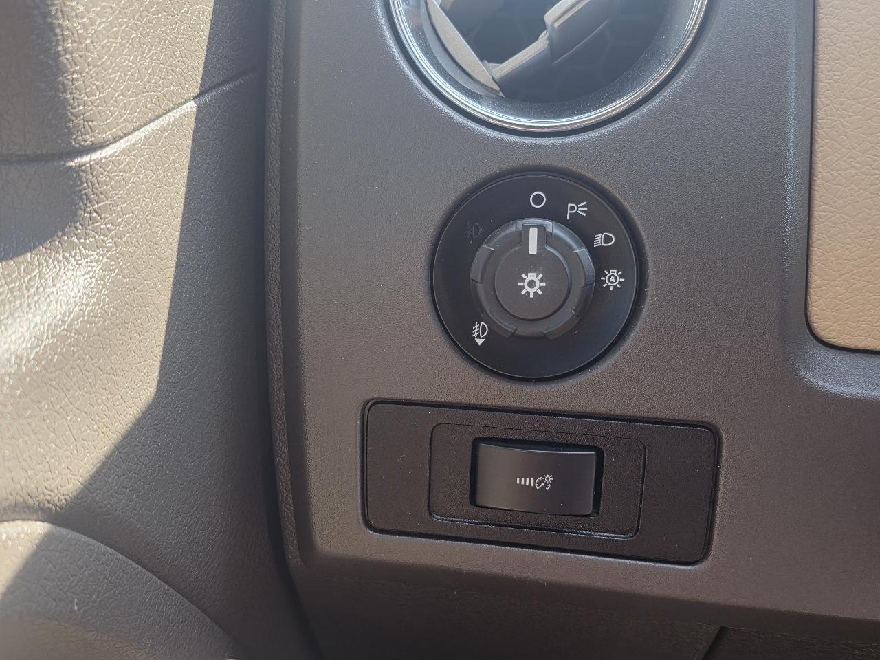 Ford F-150 4WD SuperCrew 157" XLT 2014