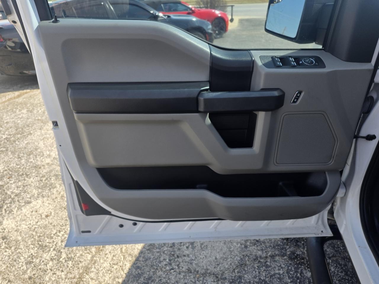 Ford F-150 XL 2WD SuperCab 6.5' Box 2018