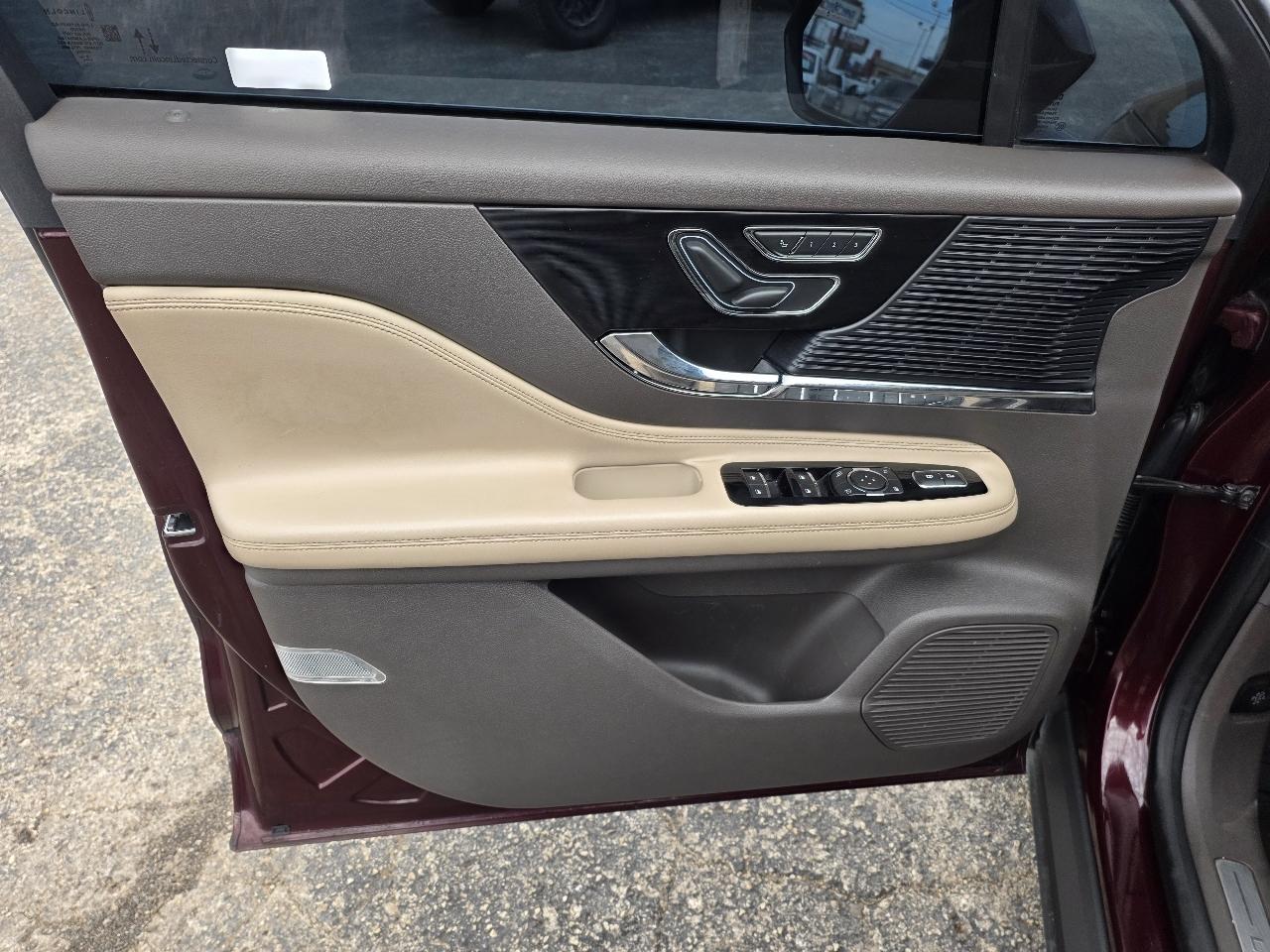 Lincoln Corsair Standard FWD 2020