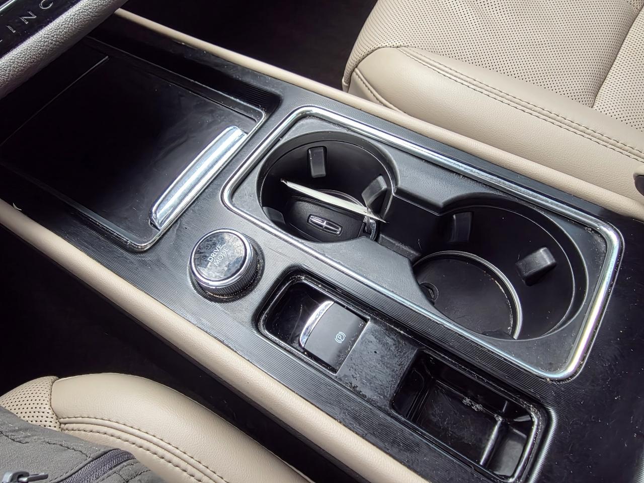 Lincoln Corsair Standard FWD 2020