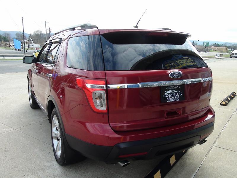 Ford Explorer Limited FWD 2013