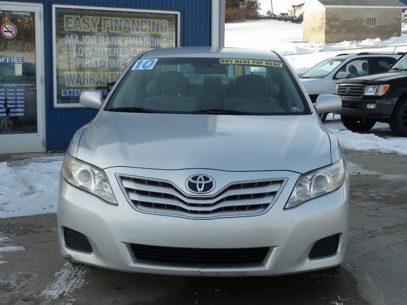 Toyota Camry SE 6-Spd AT 2010